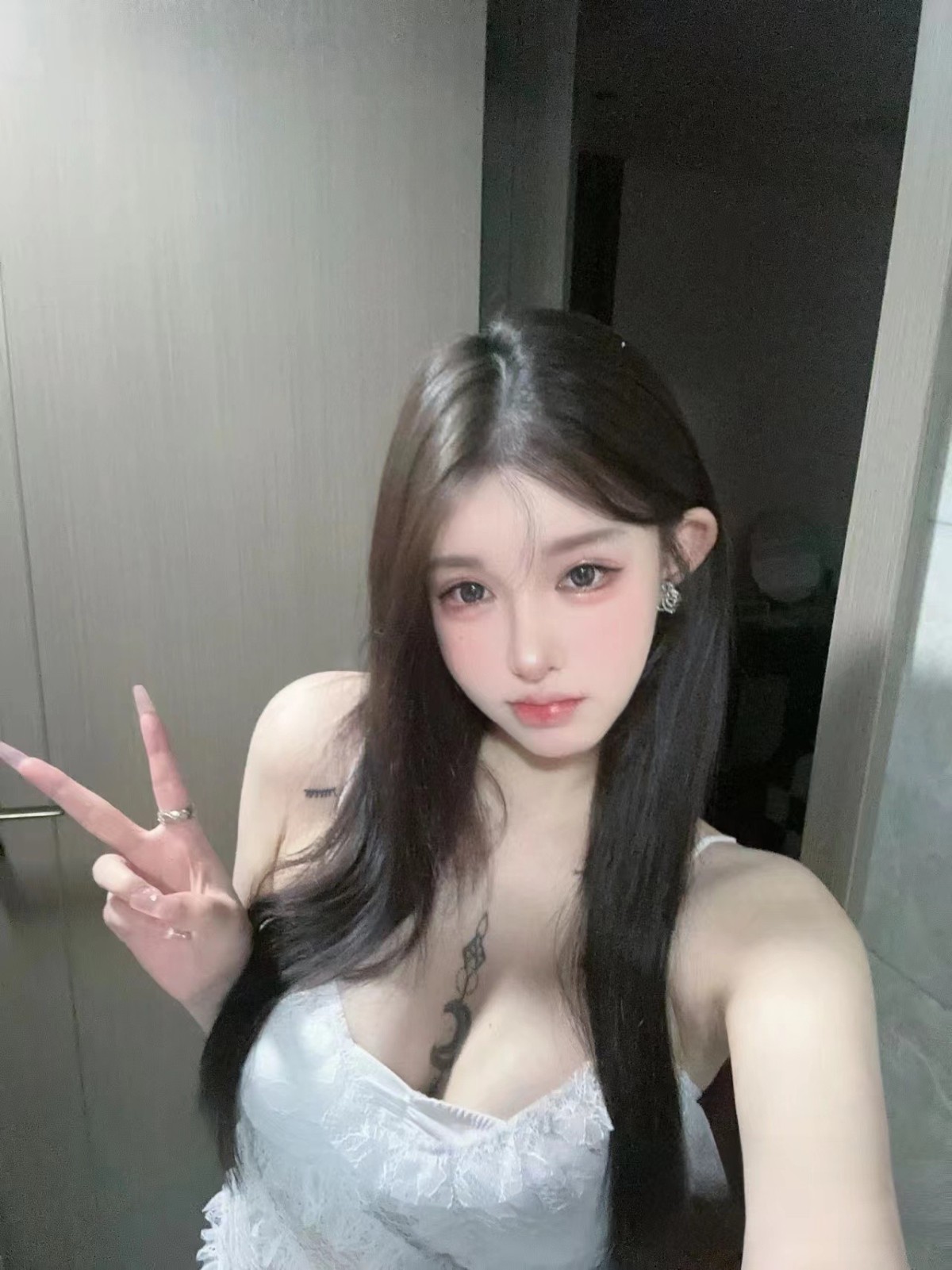 125199_CBXCKMMVEY8UXYK.jpg